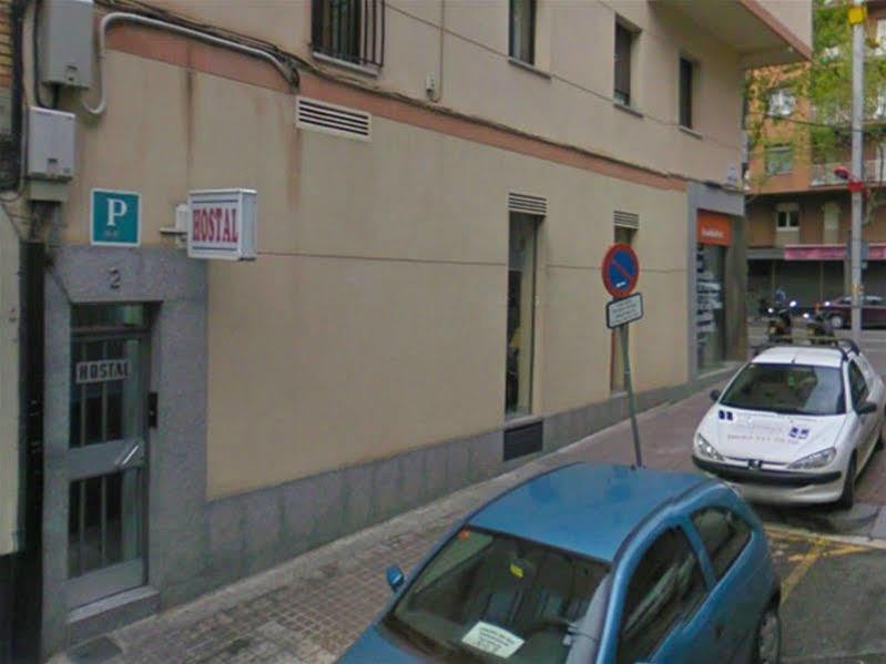 Hostal Ballestero Barcelona Exterior photo